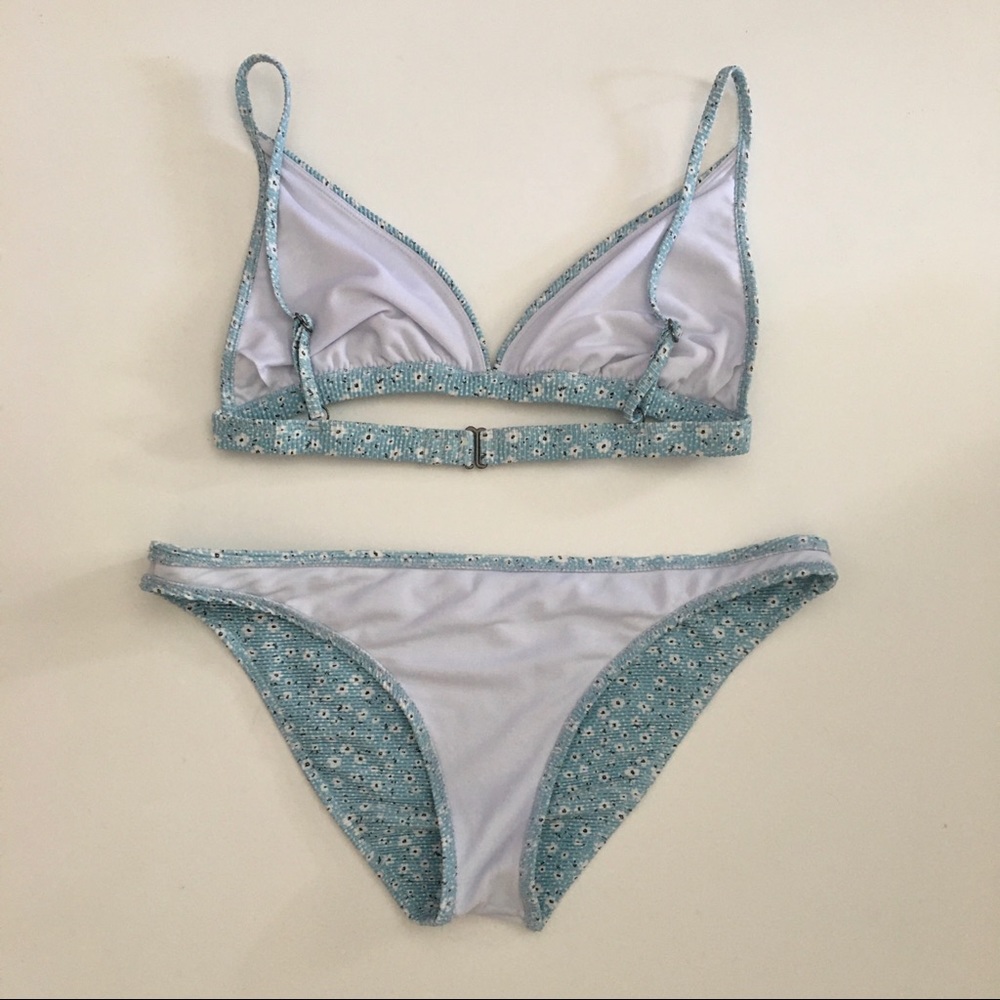 ❤️ SOLD Billabong Ribbed Bikini Set Sz L - Picture 3 of 7